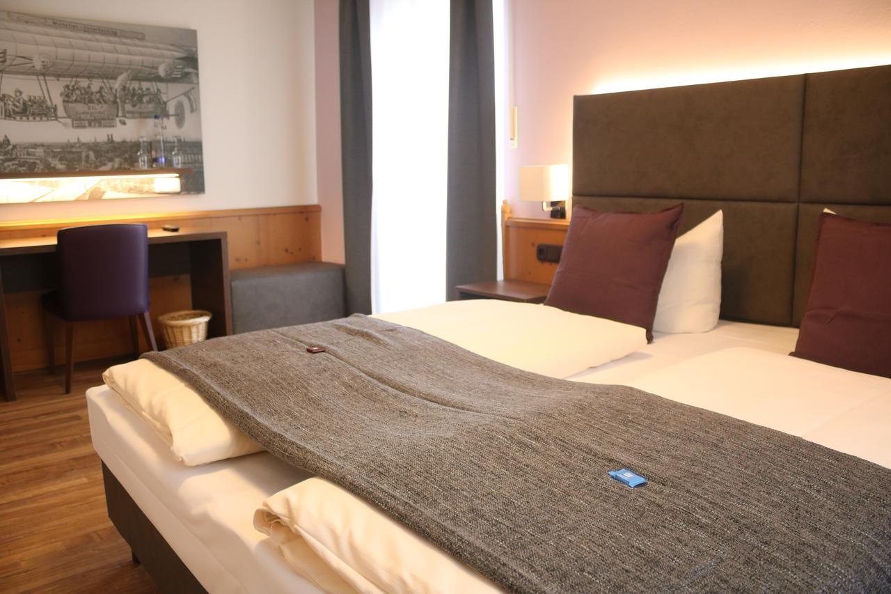 Boutique Hotel Beckenlehner Unterhaching Exterior photo